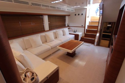 Rental Motorboat Itama Itama 75 Poltu Quatu