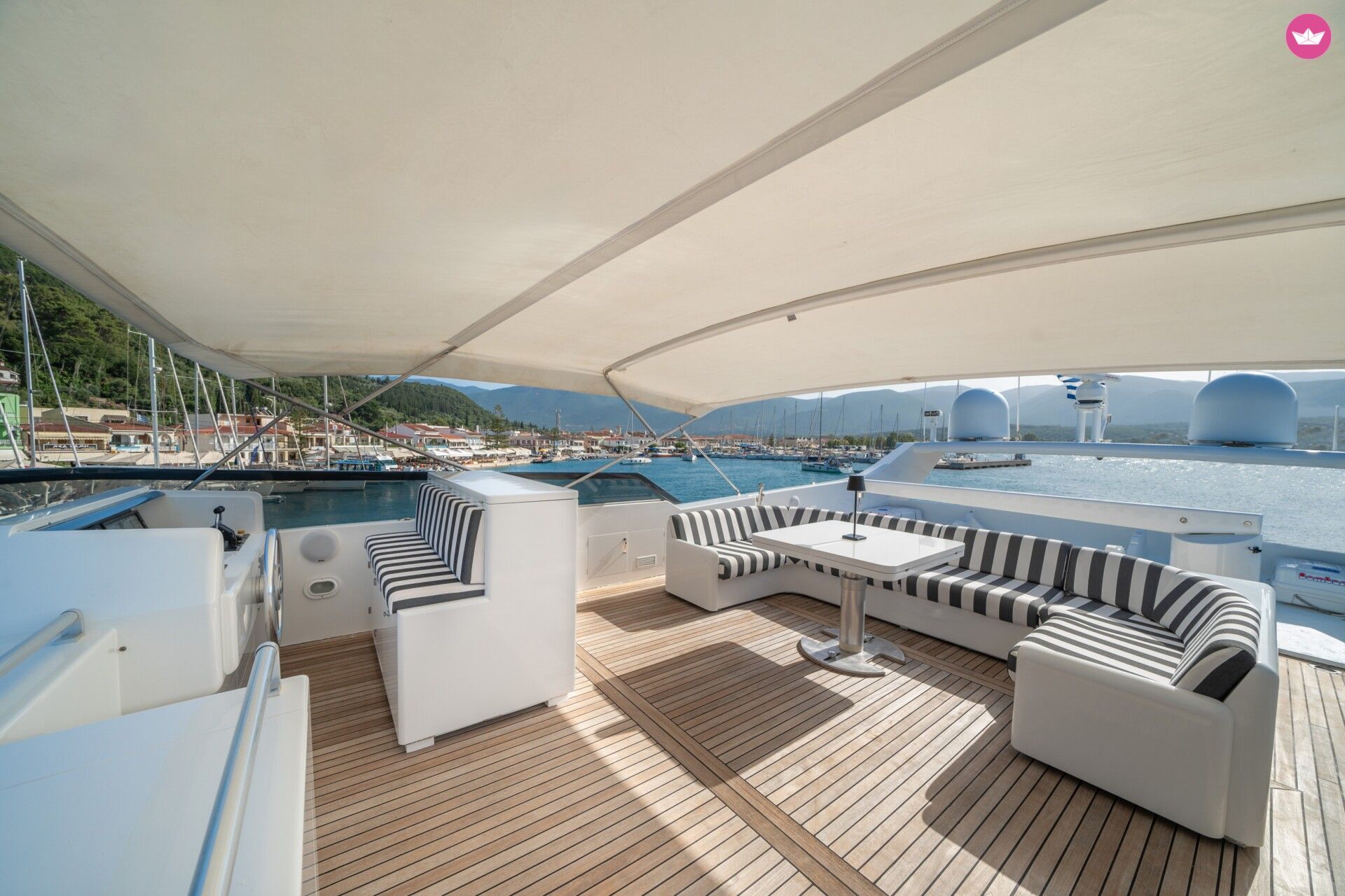 Yacht Cantieri di Pisa Akhir 25S 2460cv 5