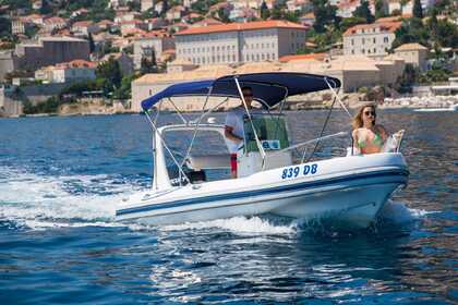 Noleggio Barca a motore MAESTRAL RIS 500 RADION Dubrovnik