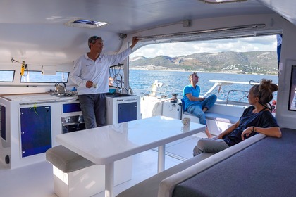 Catamaran TS42 rapide confortable et sportif