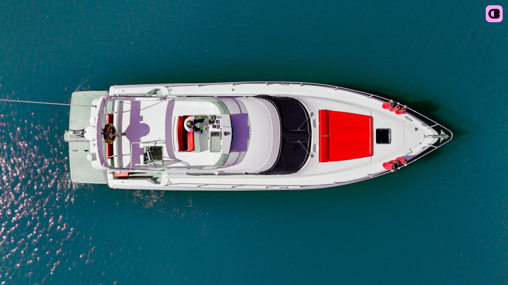Bateau à moteur Jeanneau Yarding Yacht 42 fly 720cv 3