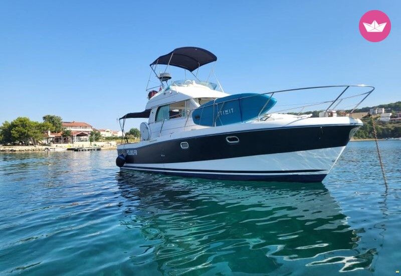 Bateau à moteur Beneteau Antares 10.80 520cv