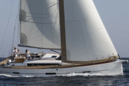 Charter Sailboat Dufour Yachts Dufour 460 GL with watermaker Le Marin