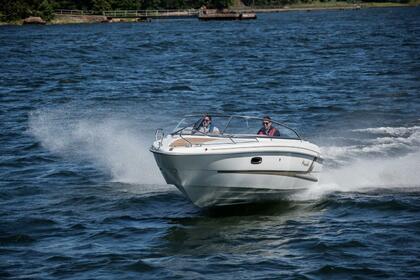 Hire Motorboat Yamarin 65 DC Raisio