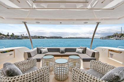 Luxury Deal! Ferretti 96 Ft Yacht for Rent in Cartagena, Colombia.