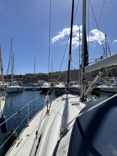 Valletta Sailboat Bavaria Cruiser 42 alt tag text