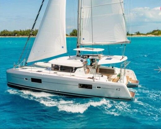 Queen Lagoon 42