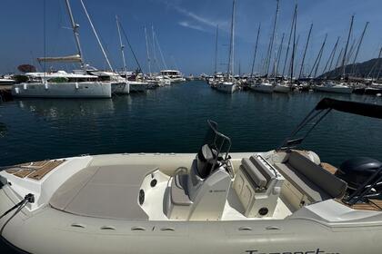 Location Bateau à moteur Capelli Capelli Tempest 700 Cannes