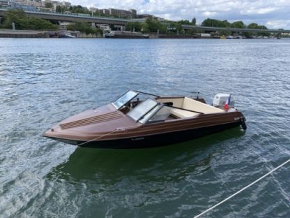 Location Bateau à moteur Glastron Ssv-164 Arrondissement de Paris