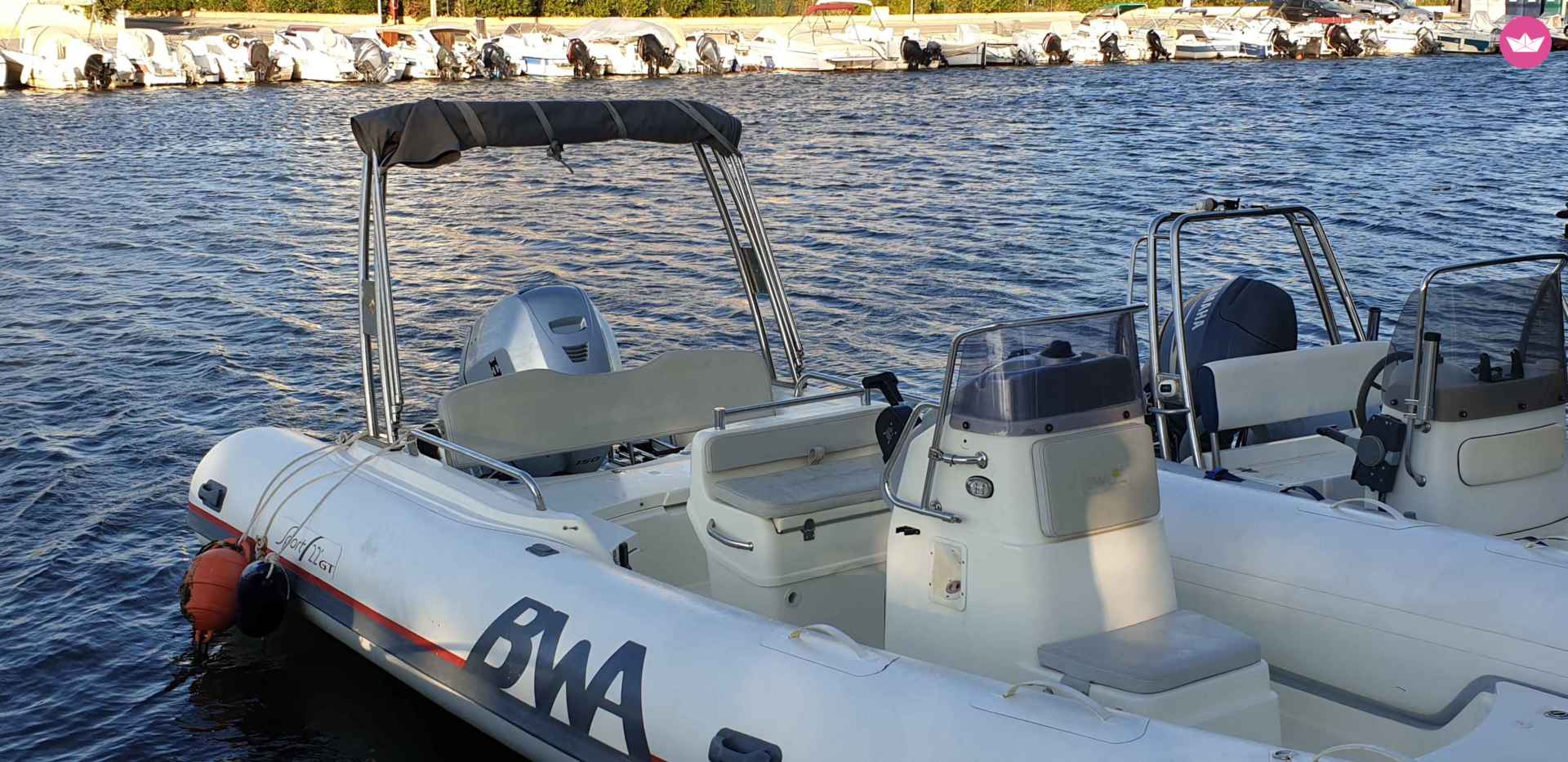 Bwa 22 Gt Sport in Hyères for hire