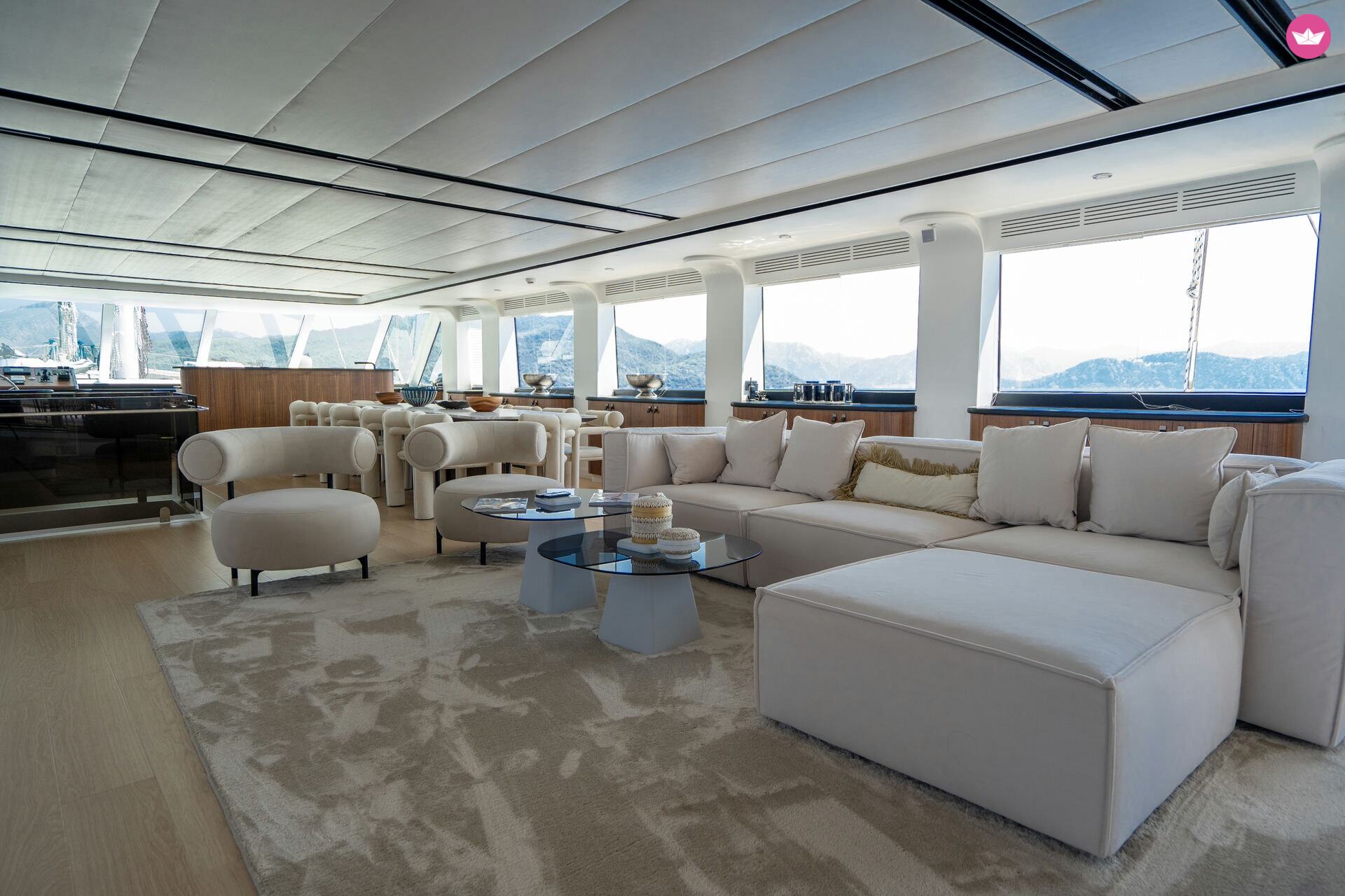 Yacht MOTORSAILER DE LOVE 1500cv 3