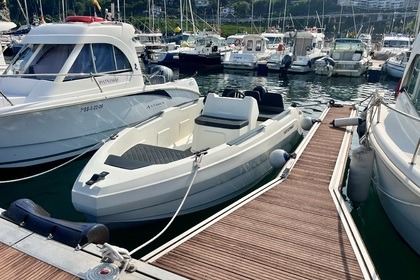 Charter Motorboat SeaStorm 17 Getaria