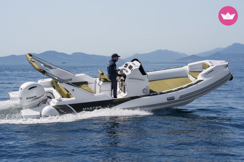 Bateau à moteur ASIS ASIS 7,2m
