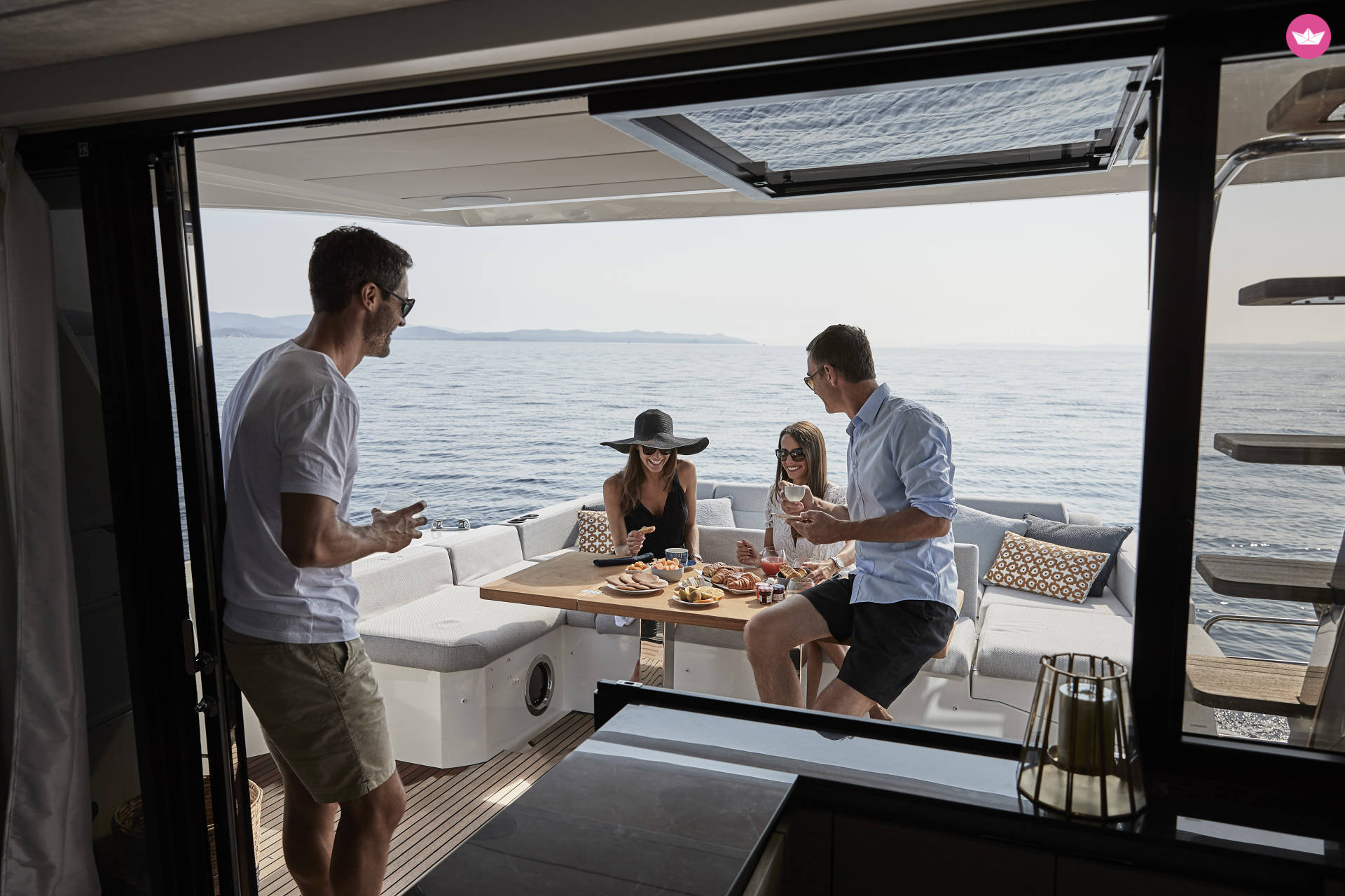 Location Jeanneau Prestige 560