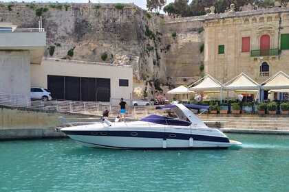 Rental Motorboat Bavaria 38 Manoel Island