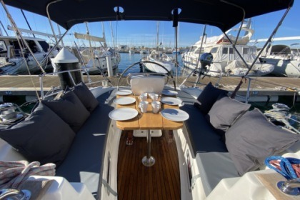 Rental Sailboat Bavaria Cruiser 38 Deep Keel Valencia