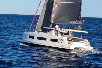 Miete Katamaran aventura 37 Sète