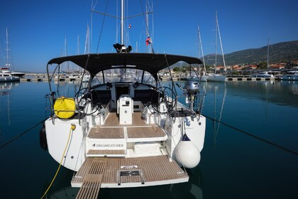 Miete Segelboot Jeanneau Sun Odyssey 440 - 3 cab. Brač
