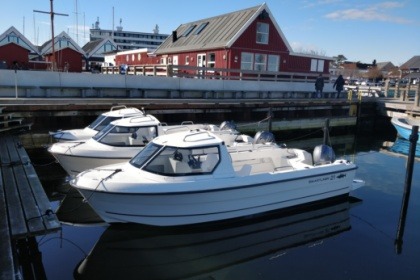 Hire Motorboat Smartliner 21 Cuddy Helsingør