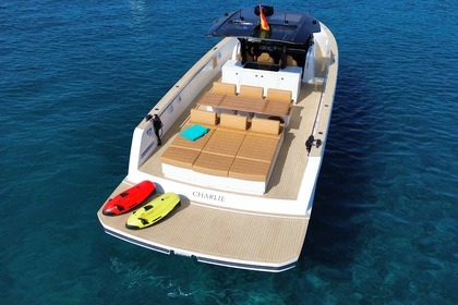 Charter Motorboat Pardo 43 Ibiza