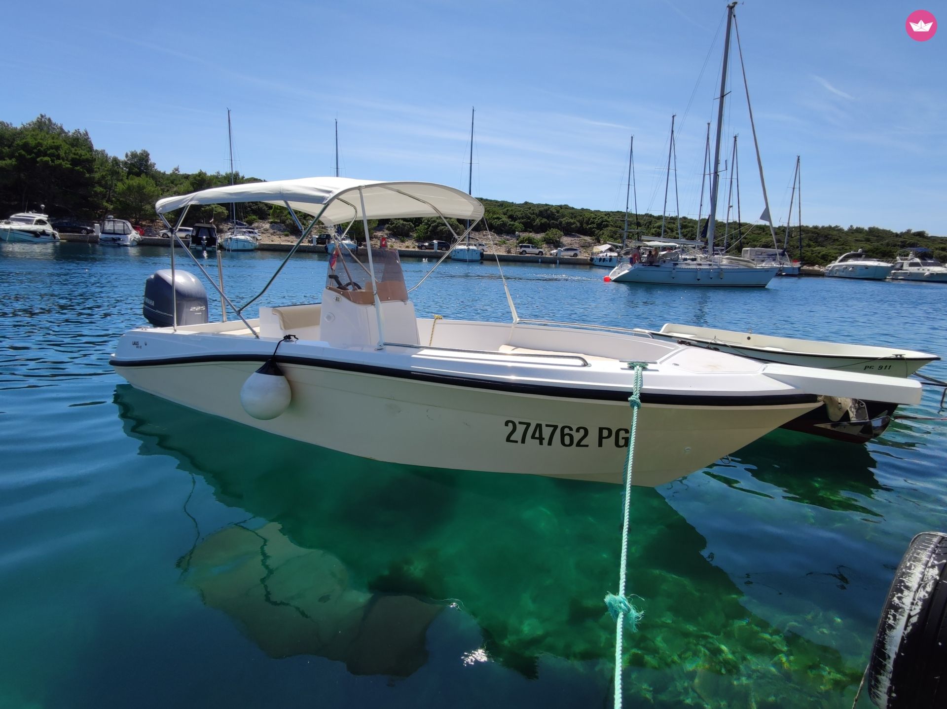 Bateau à moteur Aeda Lauc 225cv 5
