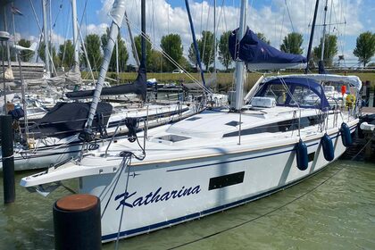 Hire Sailboat Bavaria Yachtbau Bavaria C42 Lelystad- Haven