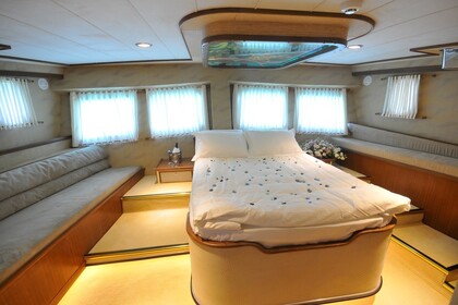 ECE ARİNA – Luxury 24m Gulet with Professional Crew