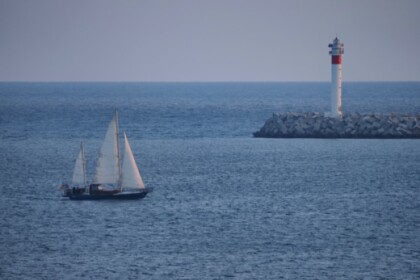 Rental Sailboat ROBERT TRUCKER ( GBR ) ERIKA 49 - TMDE- 490 Cádiz