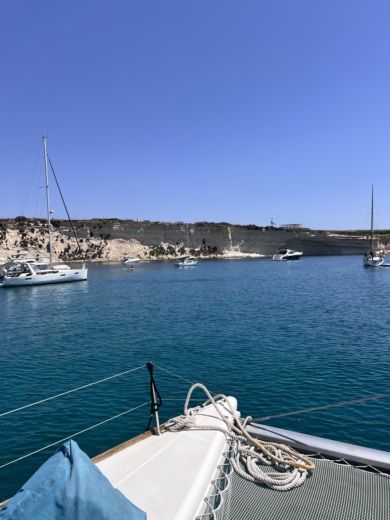 Sliema Catamaran Lagoon 410 alt tag text