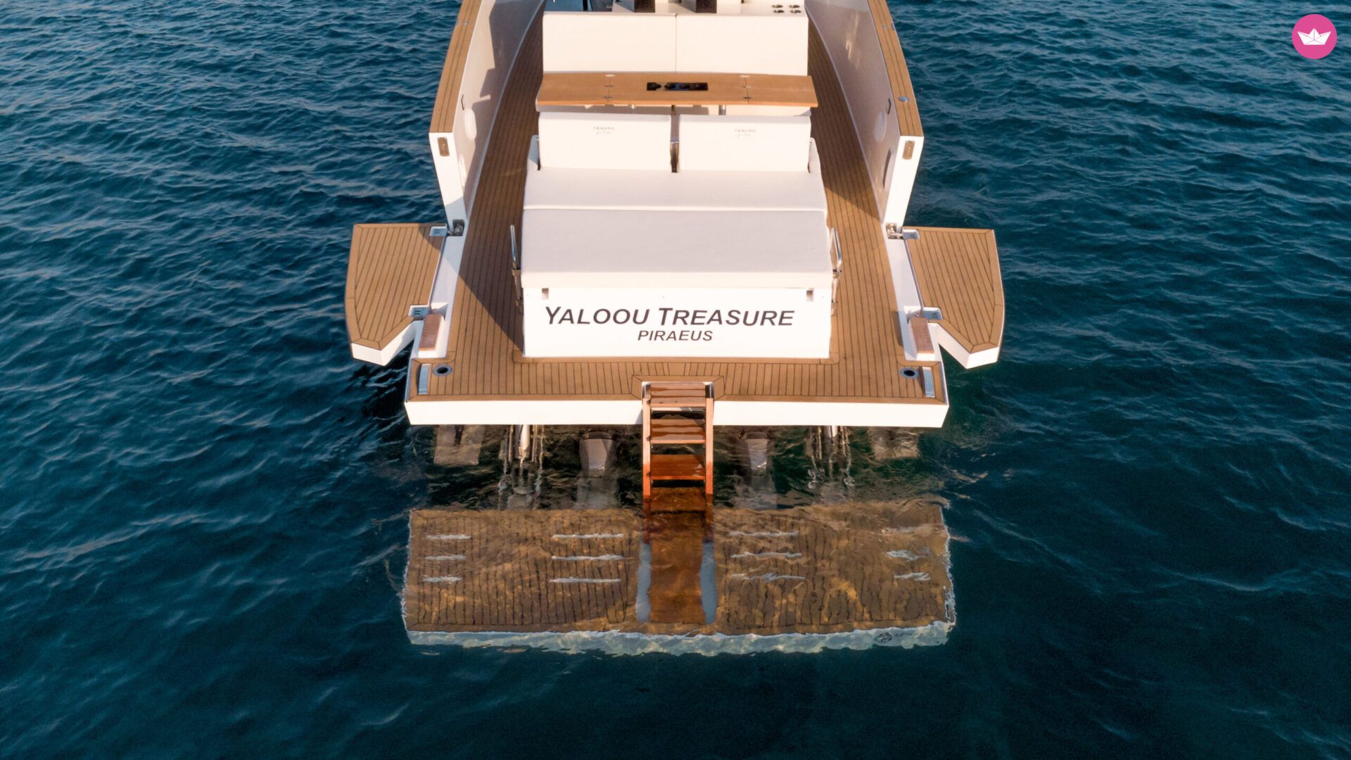 Bateau à moteur Tesoro T40 750cv 6