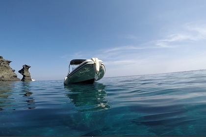 Rent a rib boat Discover Santorini by your own.