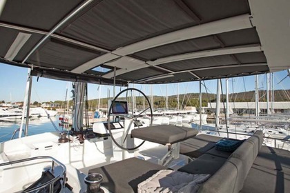 LAGOON 52F - FULL EQUIPPED - A/C, GENERADOR, DESALINIZADORA