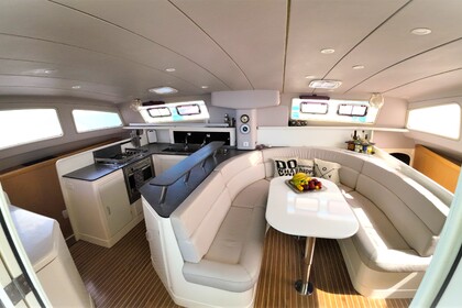 Robertson & Caine Leopard 47