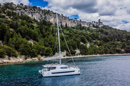 Verhuur Catamaran Catana Group Bali 4.6 - 5 + 2 cab. Kaštel Gomilica