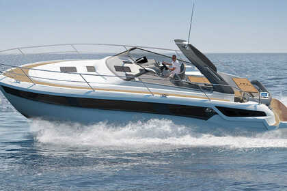Hire Motorboat Bavaria S36 Open Palma de Mallorca
