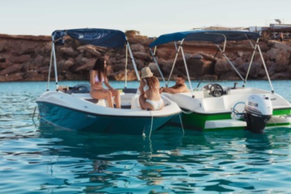 Beautiful 40 HP boat