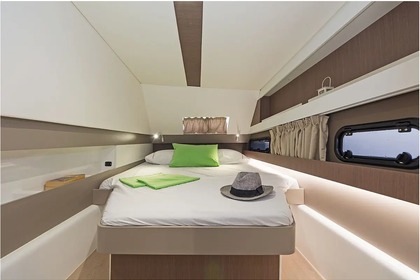 Location Catamaran Catana Group Bali 4.1 - 4 + 2 cab. Abdère