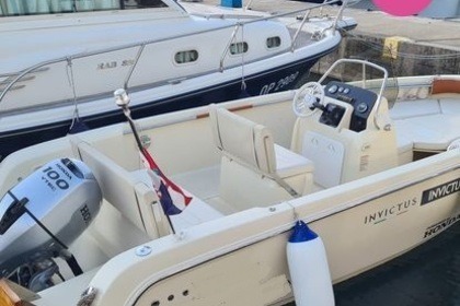 Miete Motorboot Invictus yachts 190 FX Ičići