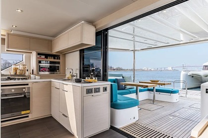 Aegade 55 (Lagoon 55)