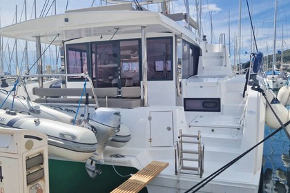 Charter Catamaran Catana Group Bali 4.6 - 5 + 1 cab. Trogir
