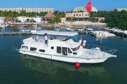 Hyra båt Motorbåt Custom 15m Motorboat Cancún