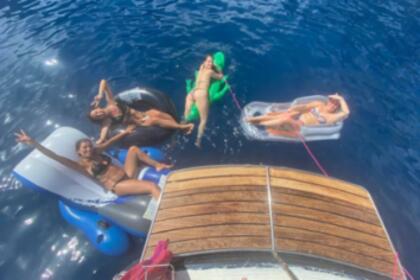 Tour in barca Sorrento coast e food