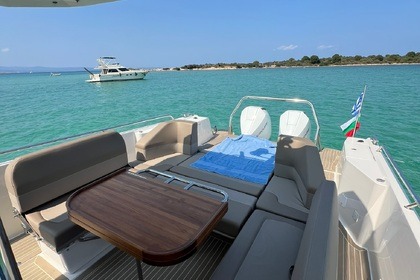 Nimbus 12m Sport Yacht