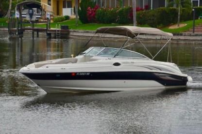 Location Bateau à moteur Sea Ray Sundeck 240 Cape Coral