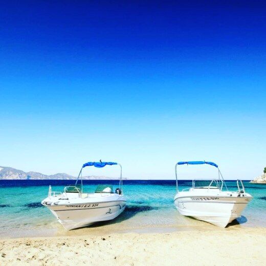 Rent Olympic Br 520 Motorboat (2014) in Zakynthos Click&Boat