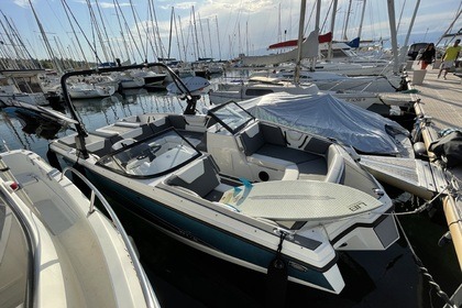 Charter Motorboat Heyday WT-2 DC Thonon-les-Bains