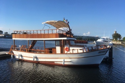 Miete Motoryacht Madeira 41ft Rio de Janeiro