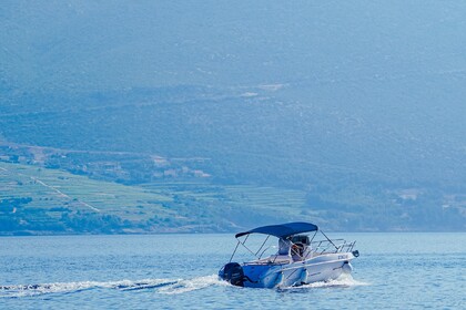 Rental Motorboat Bluline 21 Lumbarda