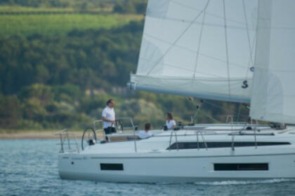 Czarter Jacht żaglowy Beneteau Oceanis 40.1 (3cab) Salerno