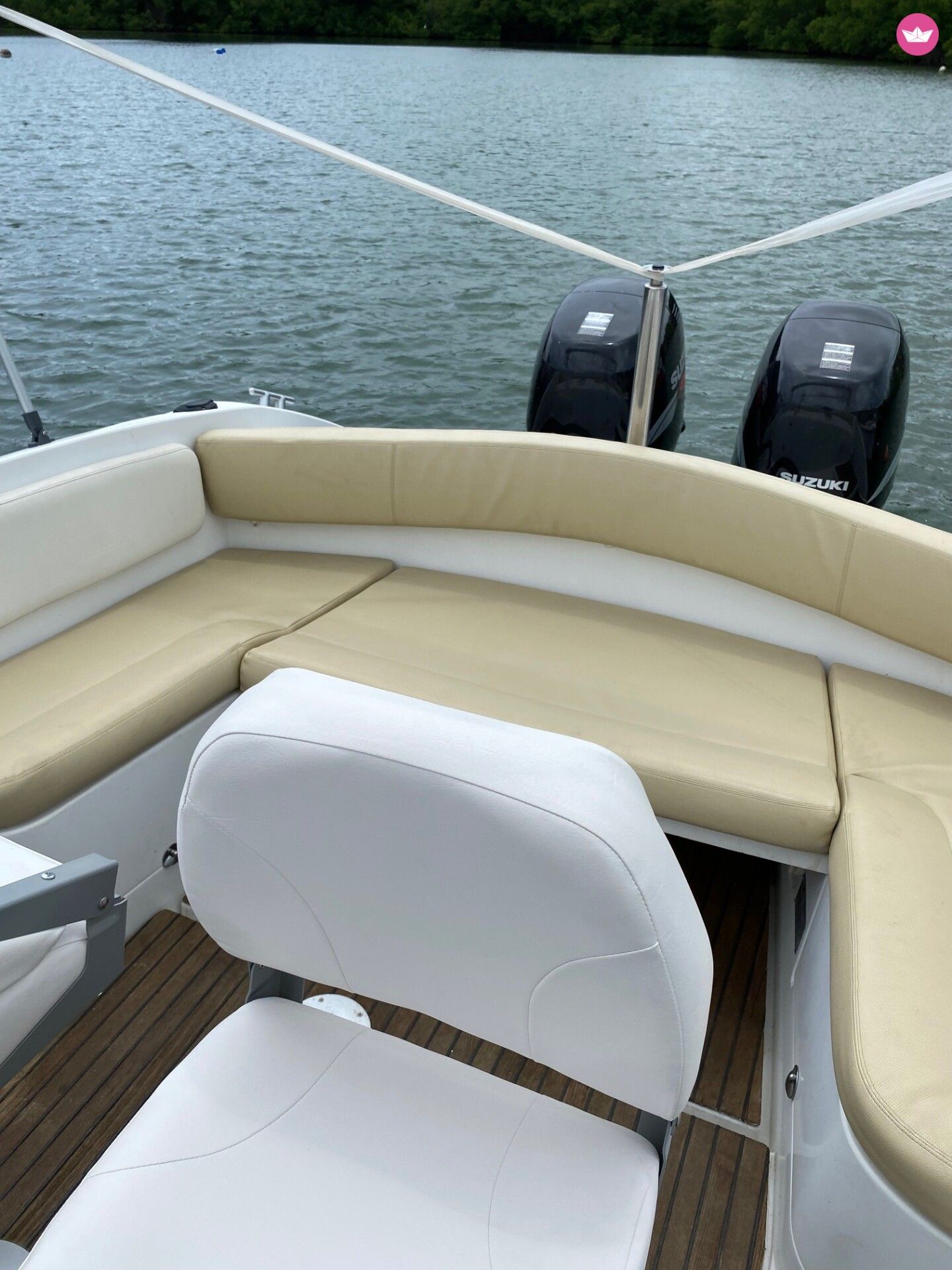 Bateau à moteur Beneteau flyer 750 sun deck 230cv 4